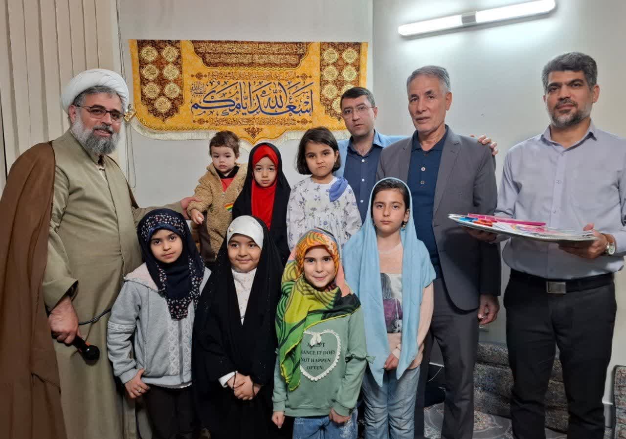 جشن ولادت حضرت رقیه سلام الله علیها در شهر بهارستان جشن ولادت حضرت رقیه سلام الله علیها در شهر بهارستان